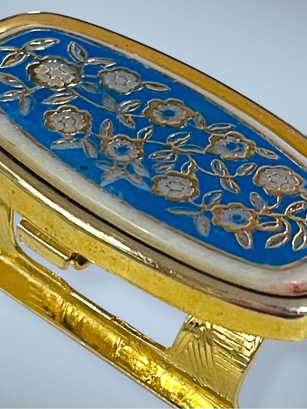 Vintage MidCentury Gold Tone and Blue Enamel Floral Lipstick Holder Mirror Case - Picture 4 of 14